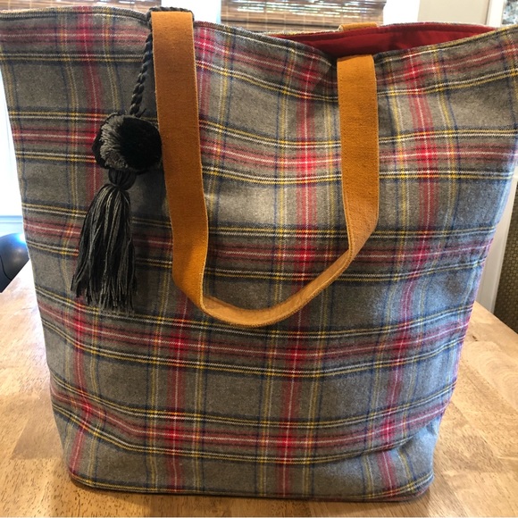 Grey Plaid Tote - Picture 5 of 6